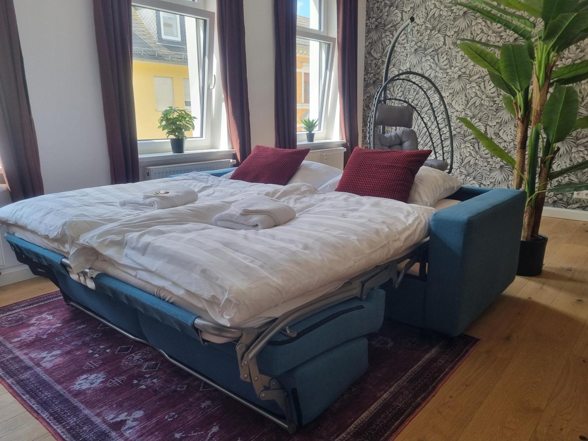 Maremar - Style-Loft Am Ferberturm - 2 Schlafzimmer - Luxus Boxspringbett - Arbeitsplaetze - Highspeed Wlan Gera Extérieur photo